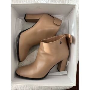 Via Spiga Tan Ankle Boots